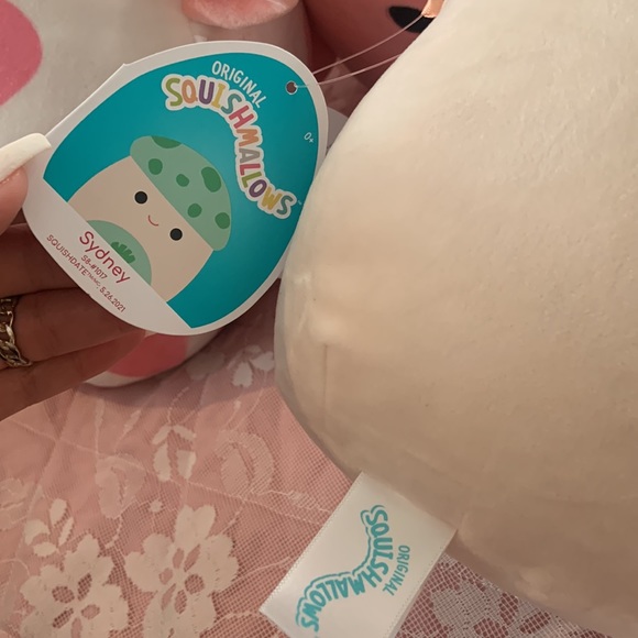 Sydney 8’ squishmallow - Picture 3 of 3